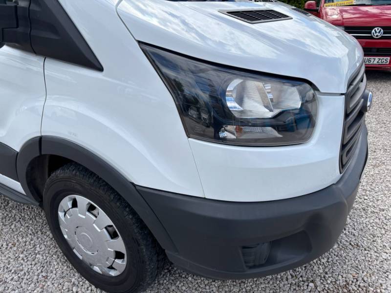 Ford Transit 2019 (19)