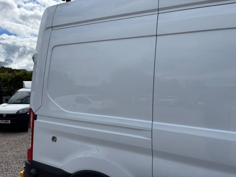Ford Transit 2019 (19)