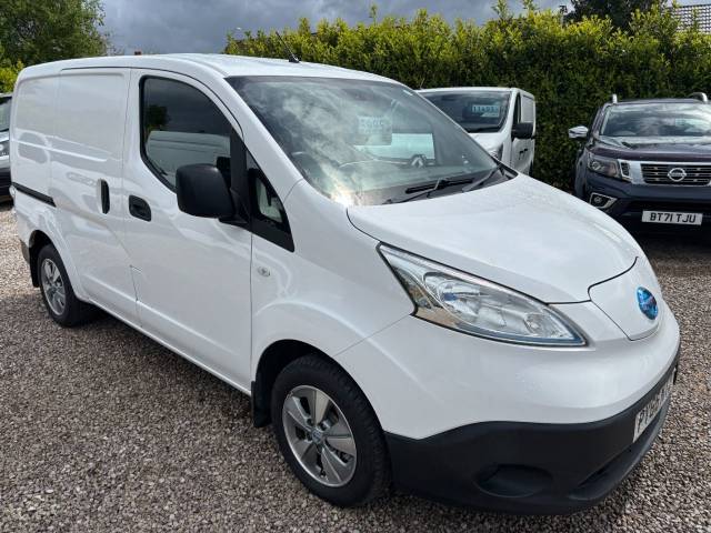 2017 Nissan e-NV200 0.0 Tekna Rapid Van Auto
