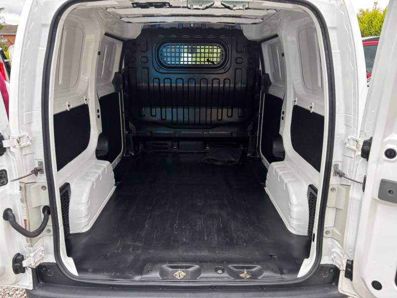 Nissan E NV200 2017 (66)