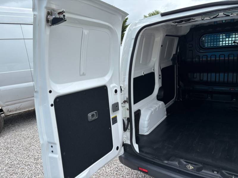 Nissan E NV200 2017 (66)