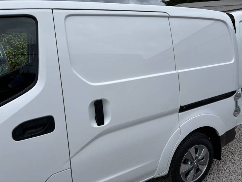 Nissan E NV200 2017 (66)