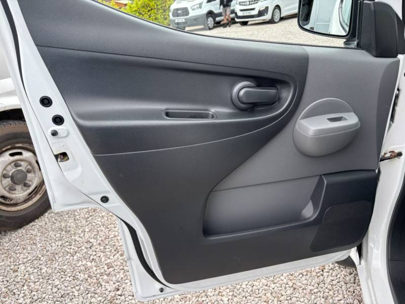 Nissan E NV200 2017 (66)