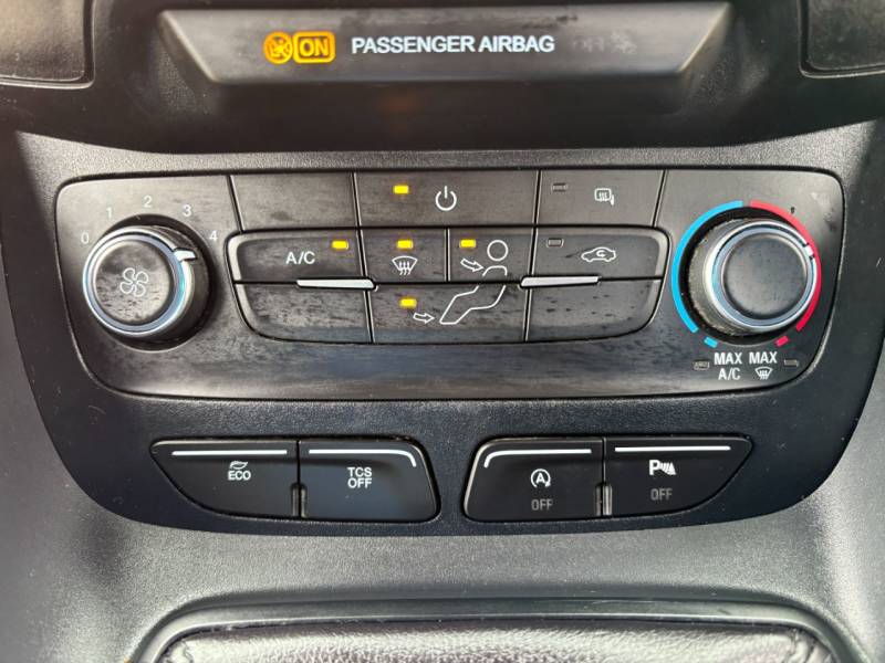 Ford Transit Connect 2021 (70)