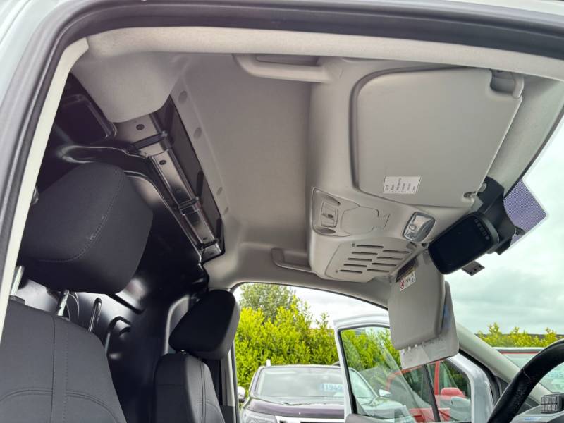 Ford Transit Connect 2021 (70)
