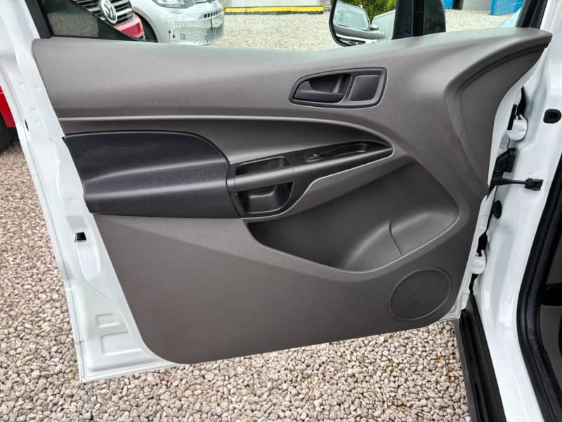 Ford Transit Connect 2021 (70)