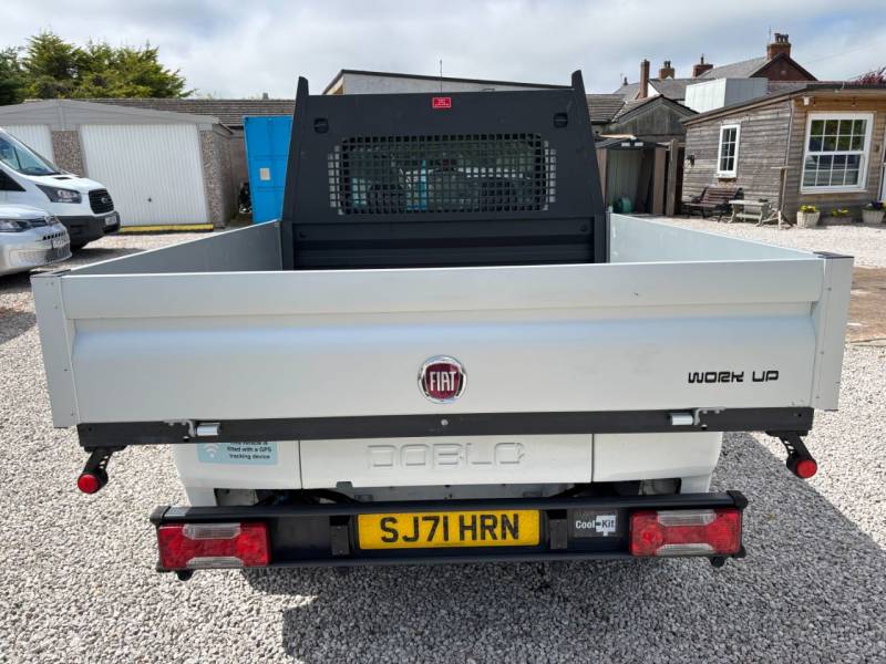 Fiat Doblo 2021 (71)