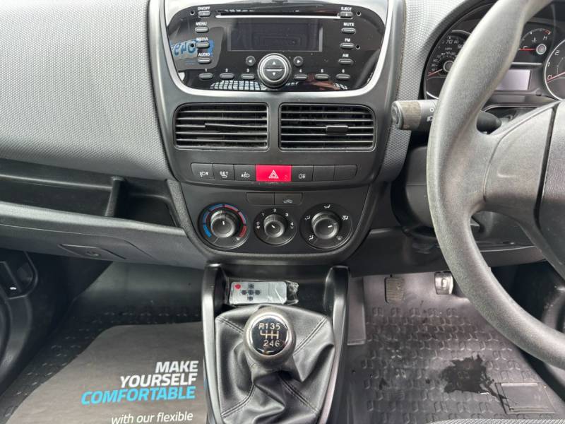 Fiat Doblo 2021 (71)
