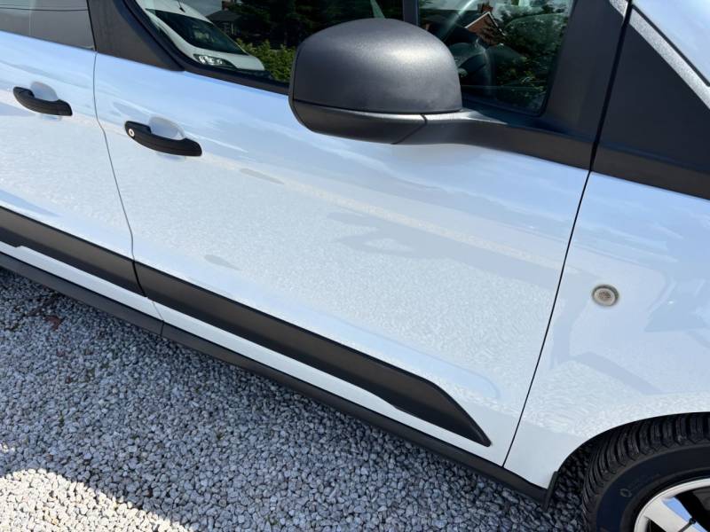 Ford Transit Connect 2020 (69)