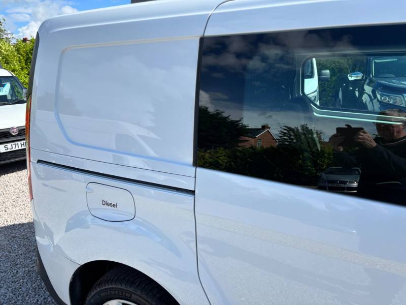 Ford Transit Connect 2020 (69)