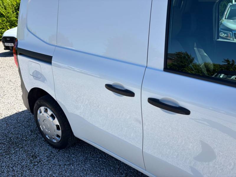 Renault Kangoo 2023 (73)