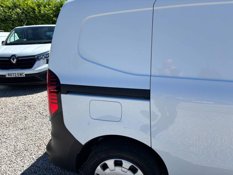 Renault Kangoo 2023 (73)